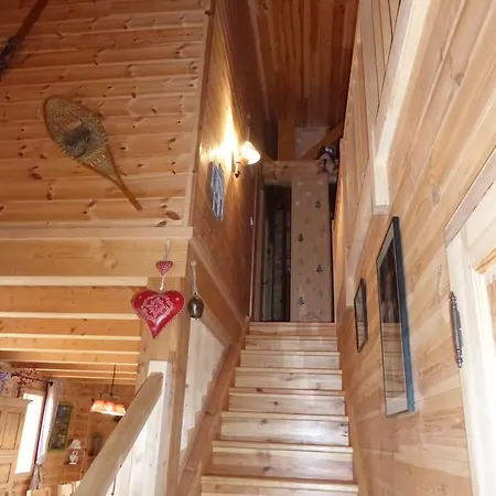 Le Villard * Enchastrayes